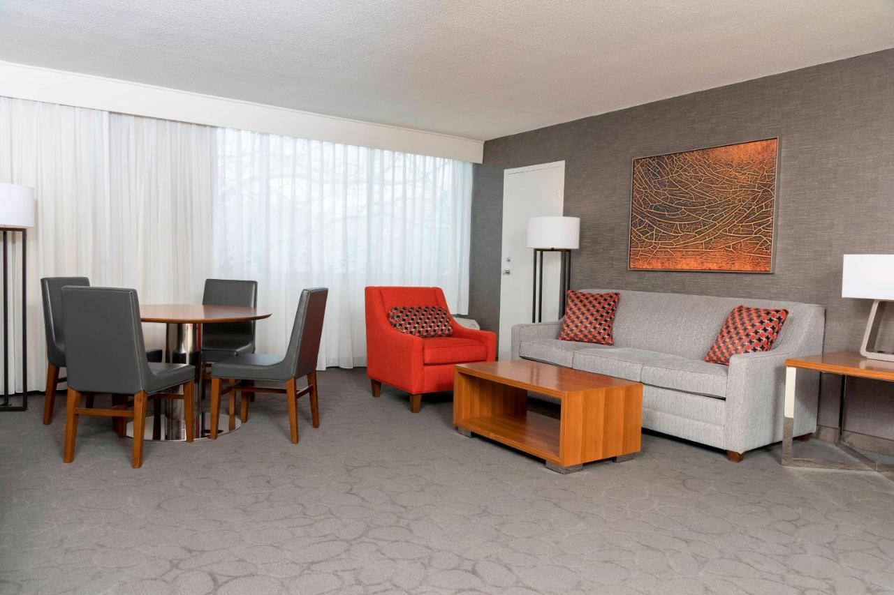 Sonesta Hotel Grand Rapids Airport Kentwood Exteriér fotografie