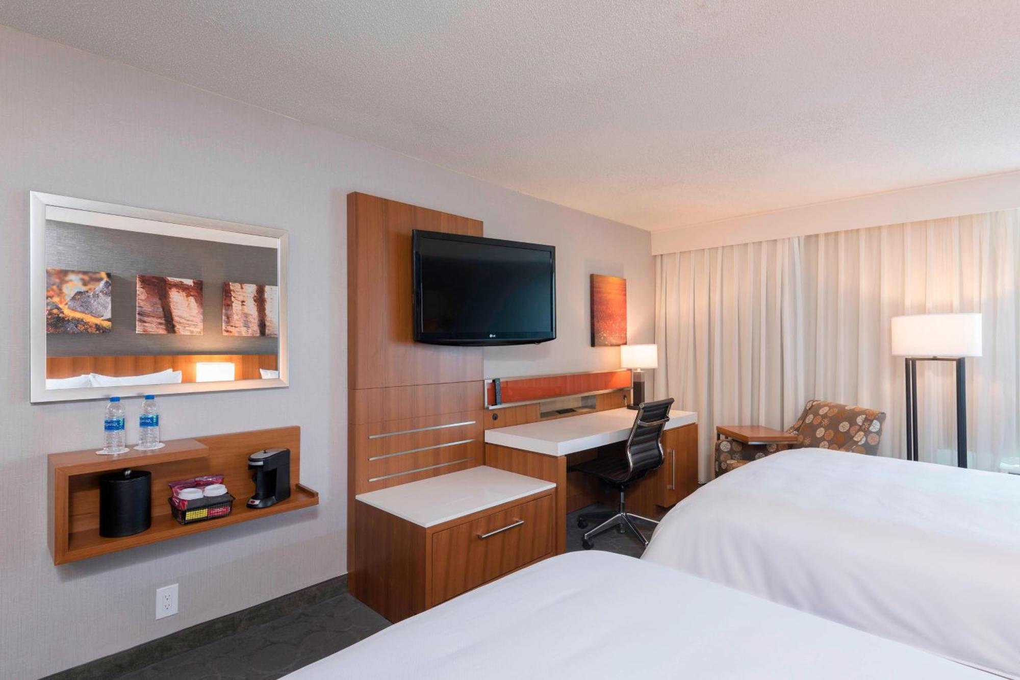 Sonesta Hotel Grand Rapids Airport Kentwood Exteriér fotografie